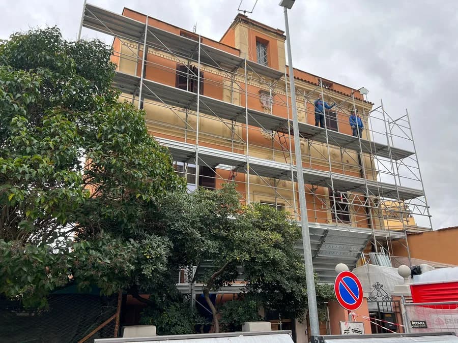 Palazzina Piazza Diacono — 69214268-e066-43f8-bb7b-d632633d29bb