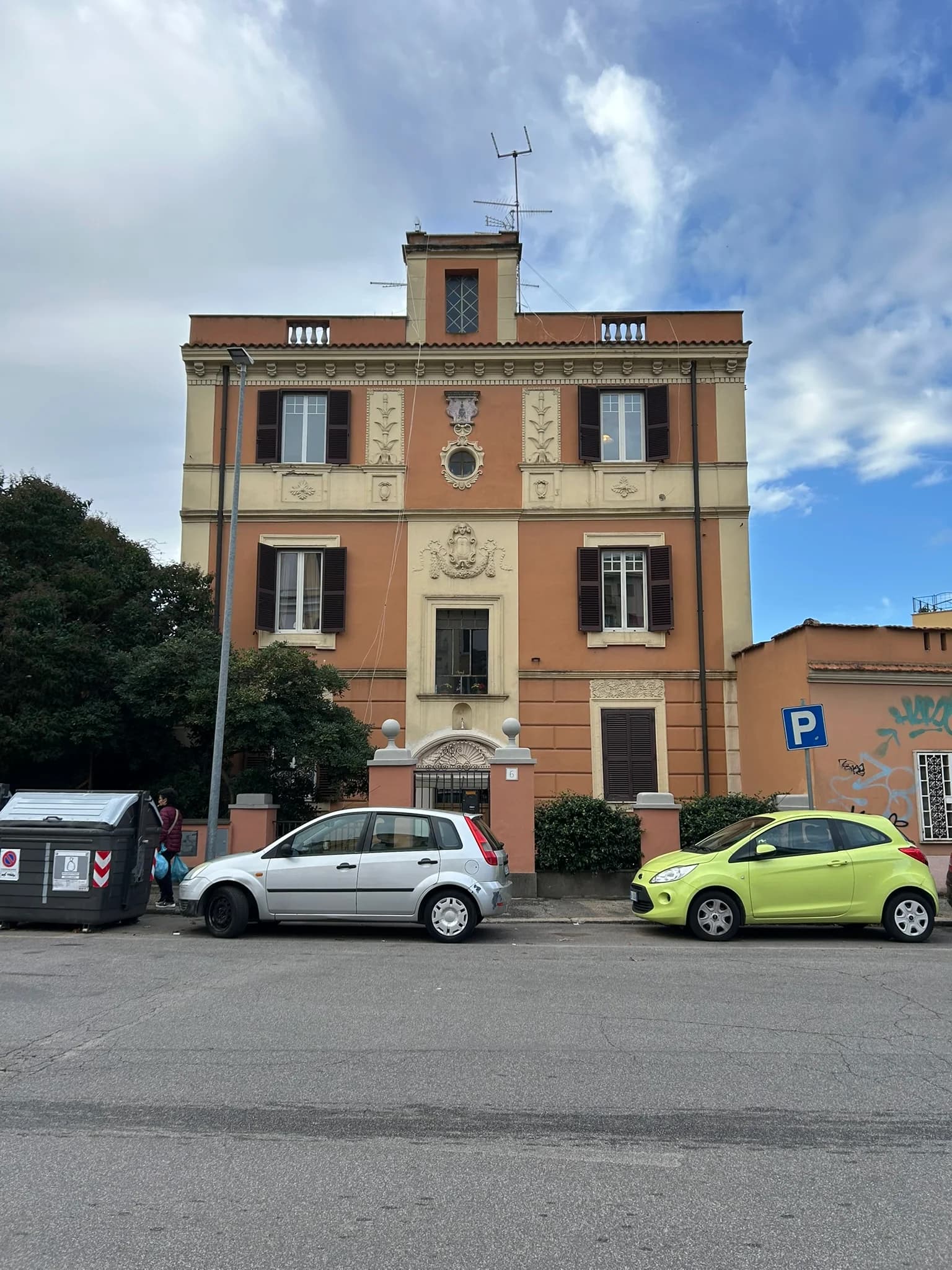 Palazzina Piazza Diacono — IMG_0241